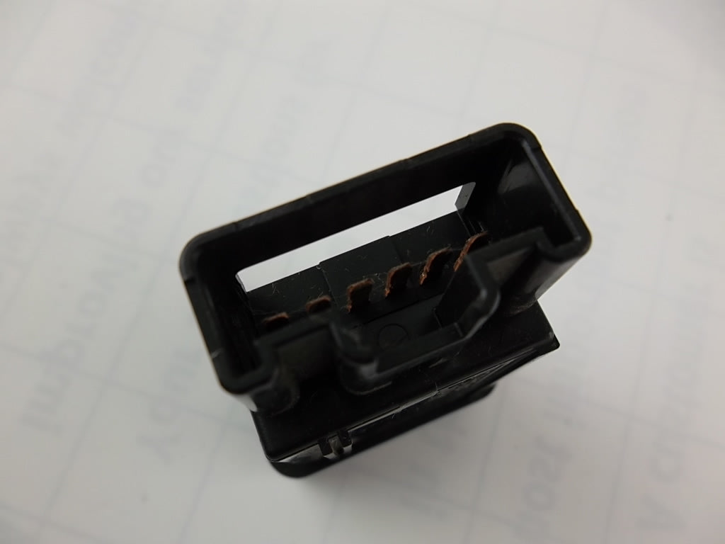 2004-2010 Toyota Sienna Power Back Door Switch Main 84965-AE010
