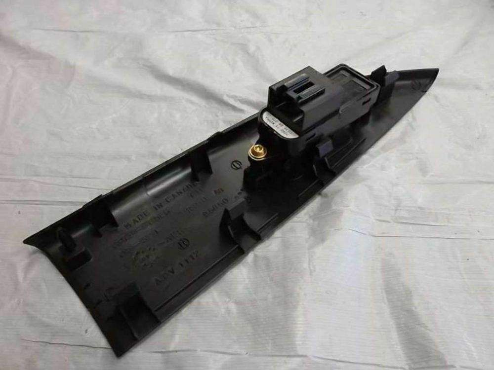 2003-2008 Mazda Rear Window Switch Driver 699MZ1S07