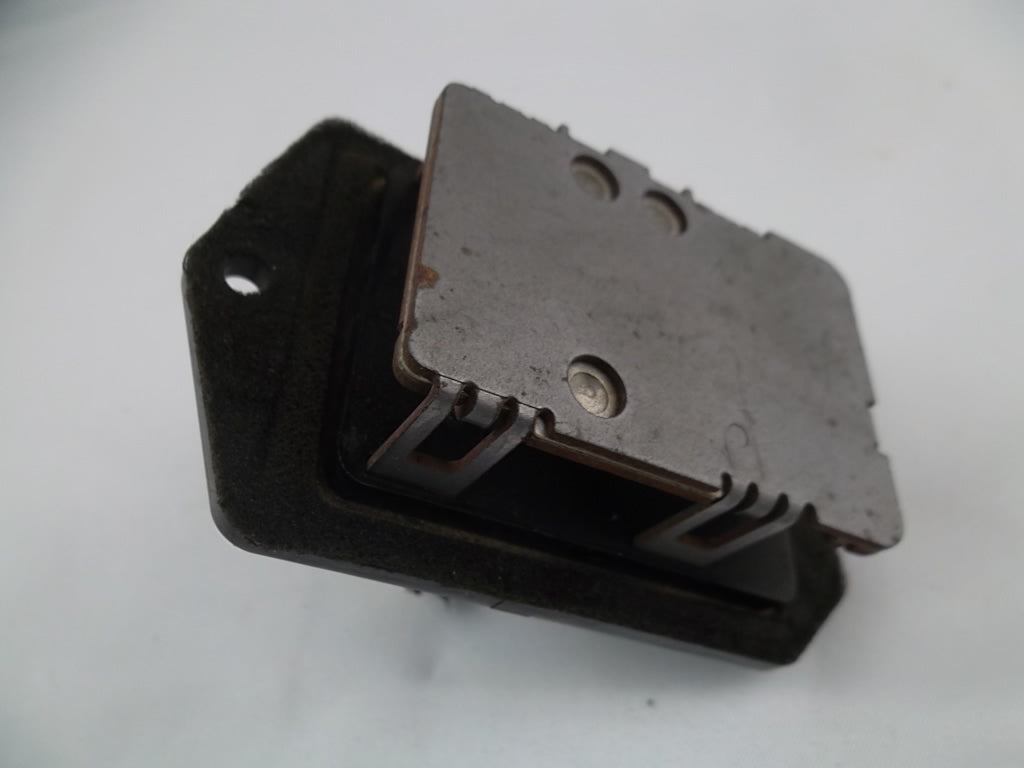 2009-2014 Toyota Matrix Blower Motor Resistor 87138-02110