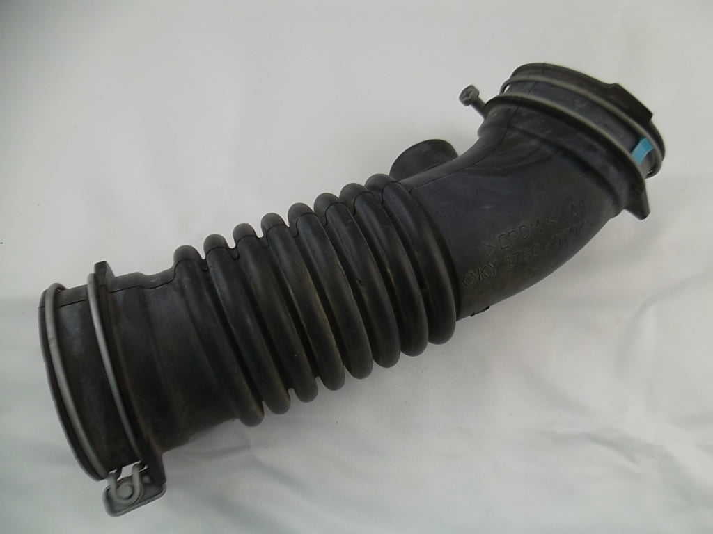 2009-2014 Toyota Matrix Air Cleaner Hose 17881-0T040