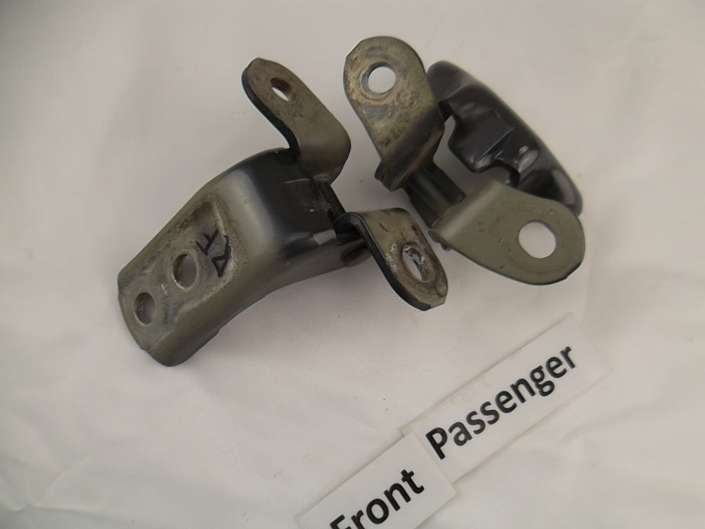 2009-2014 Toyota Matrix Door Hinge Set Front Passenger 68710-02020, 68730-02080