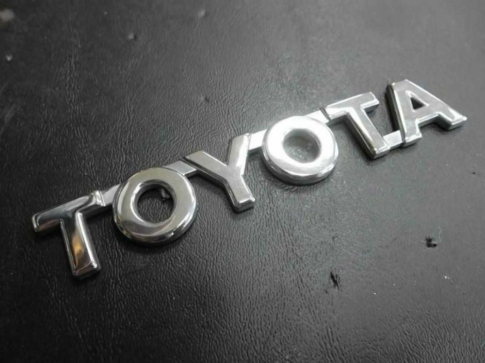 2001-2007 Toyota Sequoia Emblem 199TO-1S03