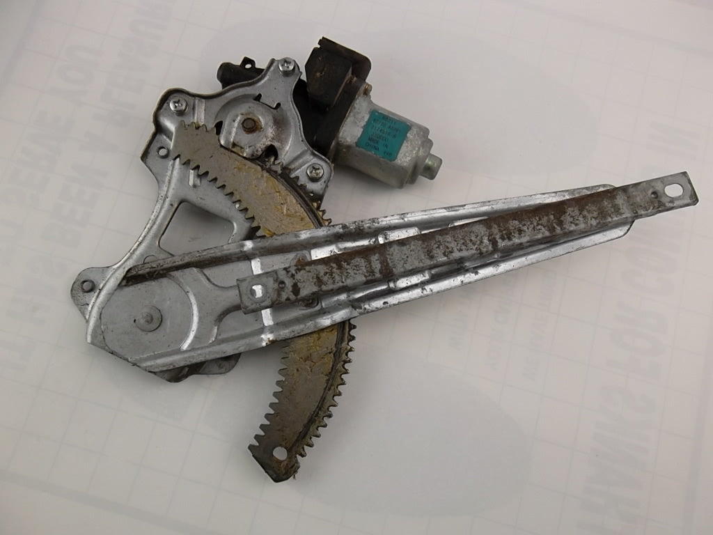 2007-2012 Nissan Versa  Rear Window Regulator Passenger 82730-AX001