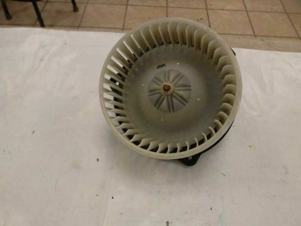 2001-2006 Toyota Sequoia Blower Motor Rear 87103-0C020
