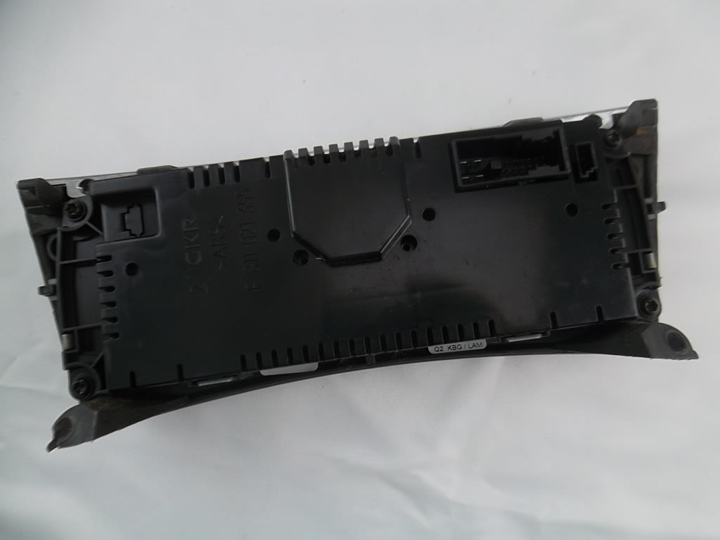 2001-2005 Mercedes C-Class Temperature Control Panel