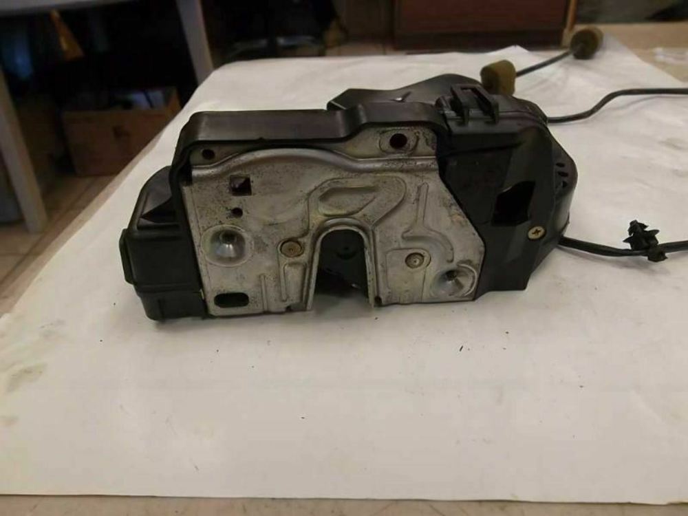 Rear Door Lock Actuator Passenger Mercedes C Class 01 02 03 04 05 06 2006 2005 2004