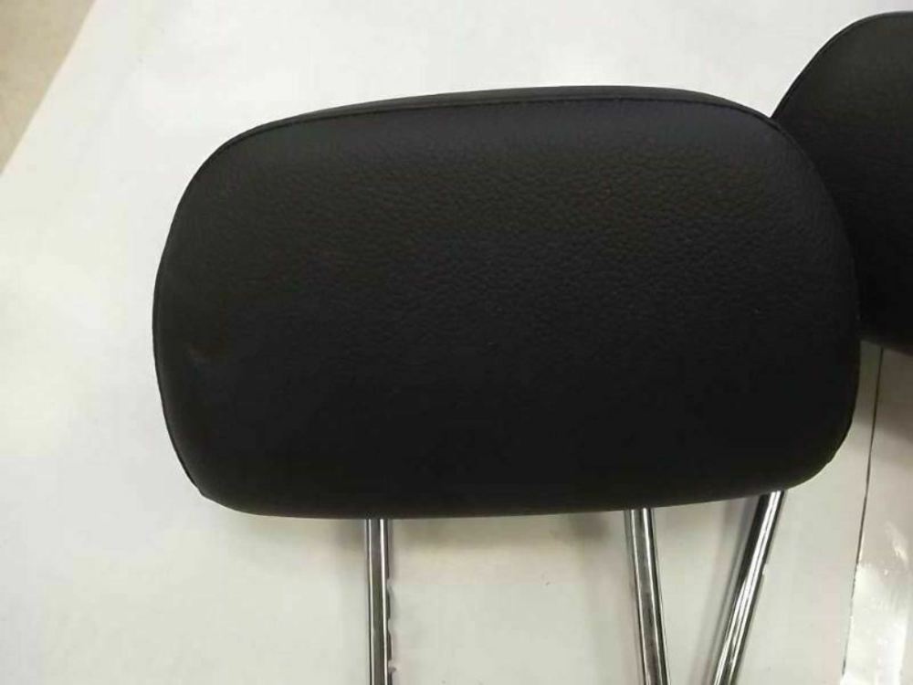 2008-2011 Mercedes C300 Rear Seat Headrest Set 204-970-18-50