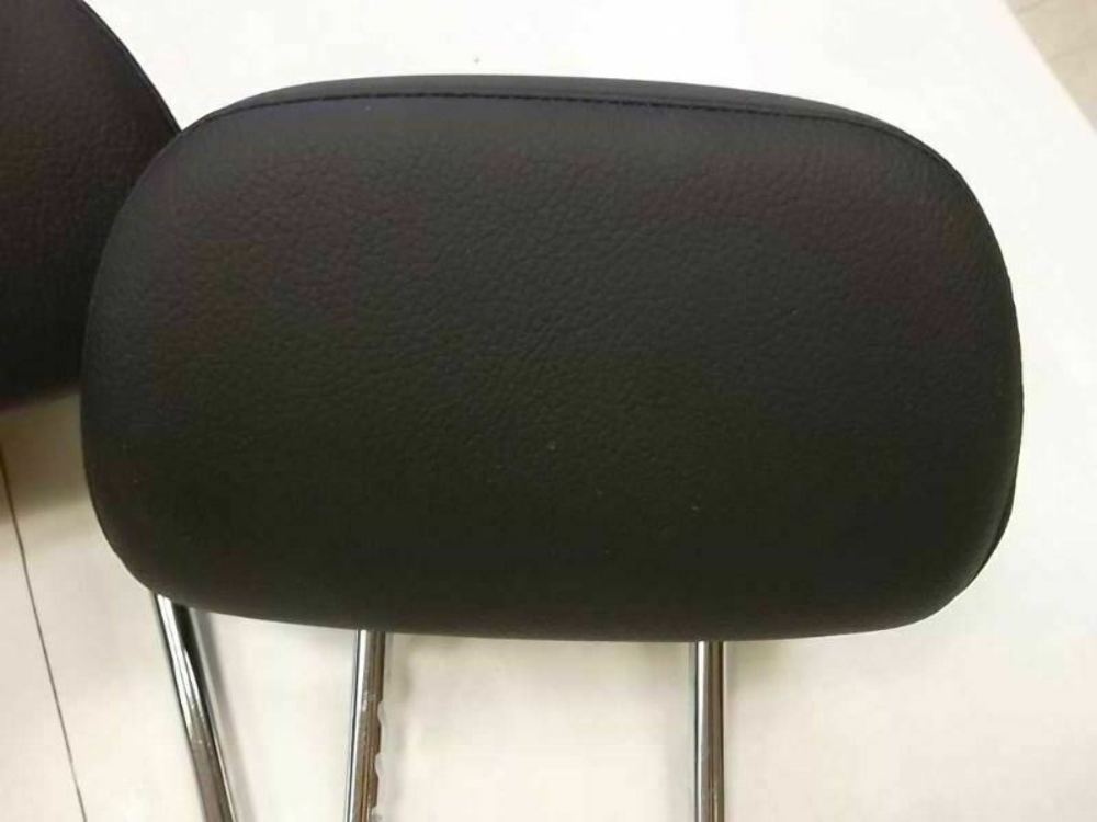 2008-2011 Mercedes C300 Rear Seat Headrest Set 204-970-18-50