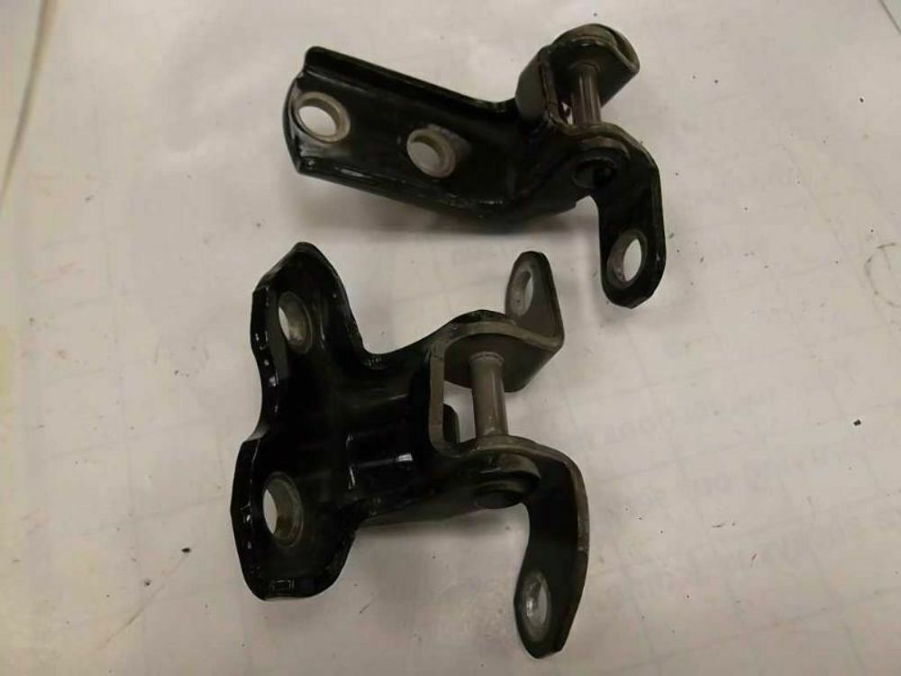 Door Hinge, Rear Passenger 68770-02050 Toyota Camry 2011 2010 2009 2008 2007