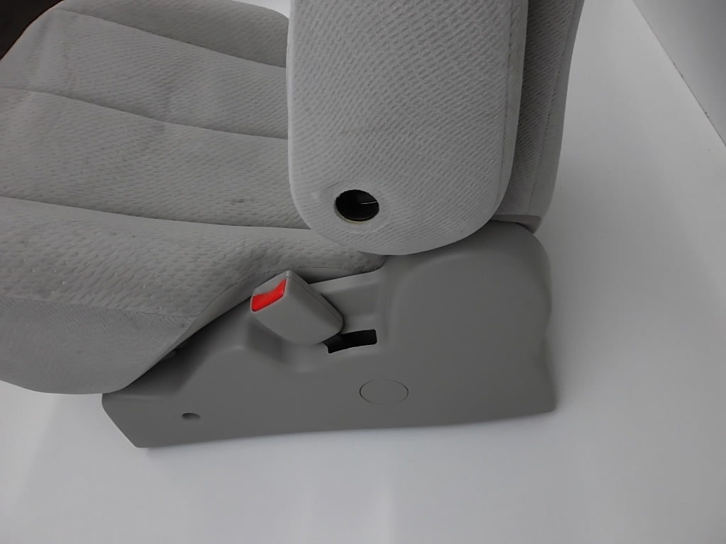 2011-2014 Toyota Sienna Seat, Rear 2nd Row Passenger
