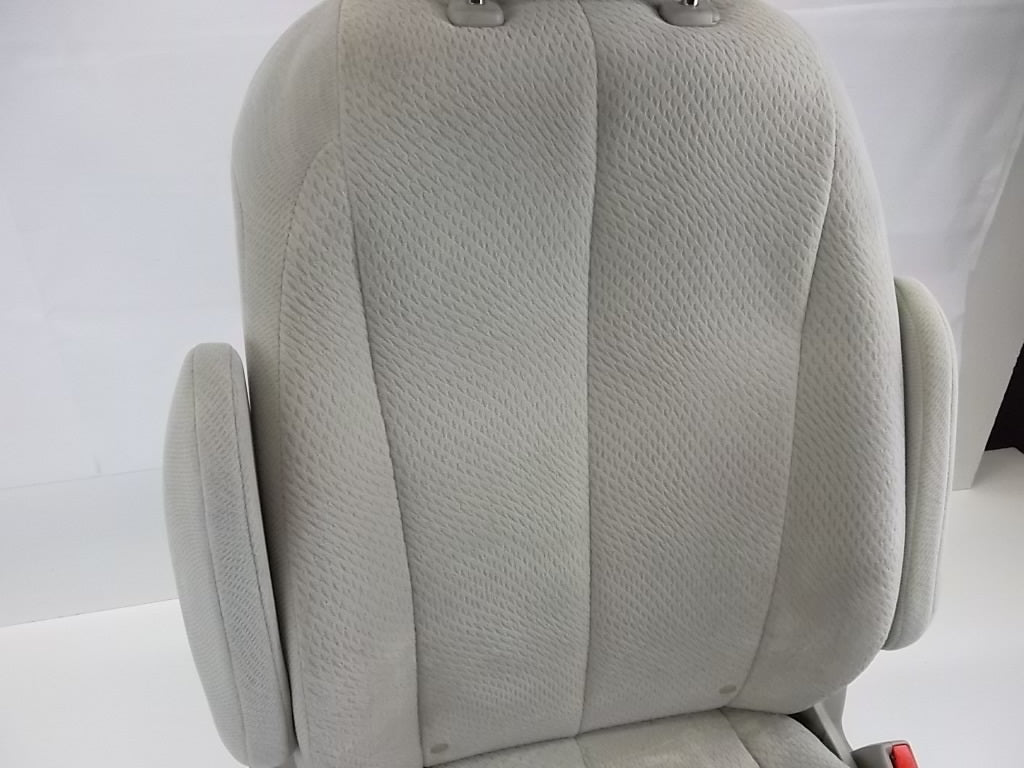 2011-2014 Toyota Sienna Seat, Rear 2nd Row Passenger