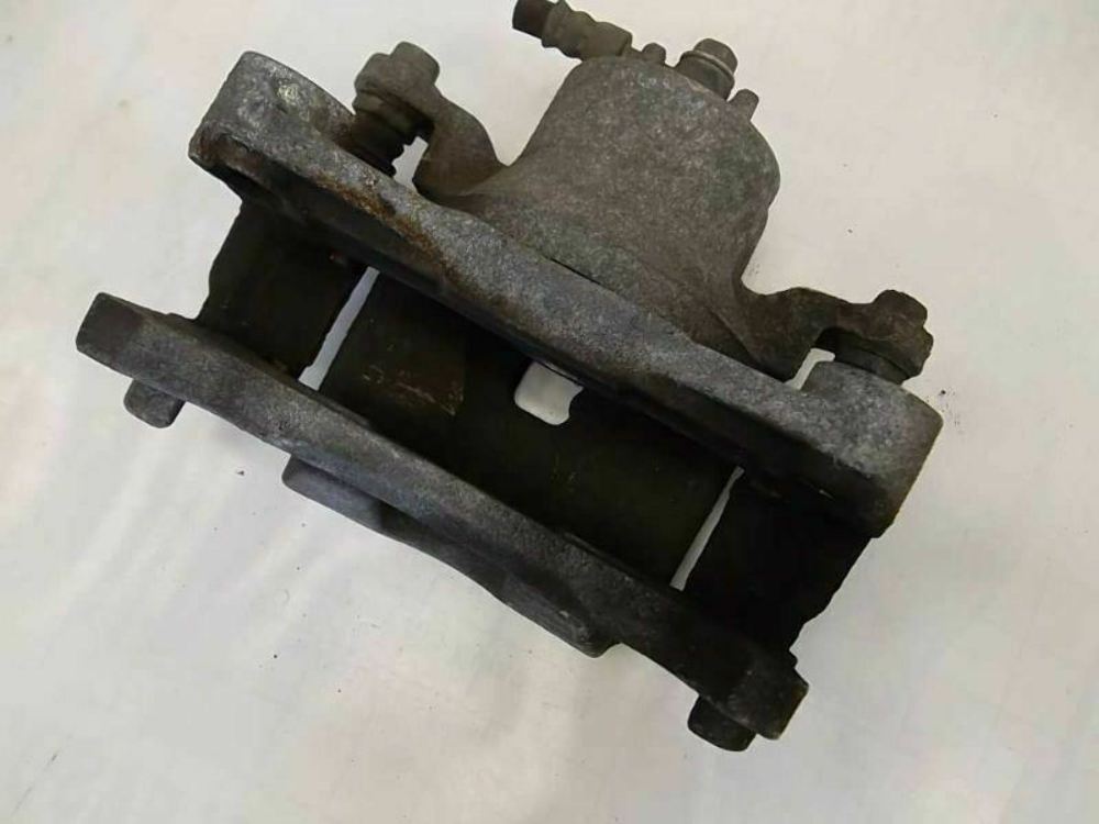 2011-2015 Toyota Sienna Rear Disc Brake Cylinder Driver 47850-0E021