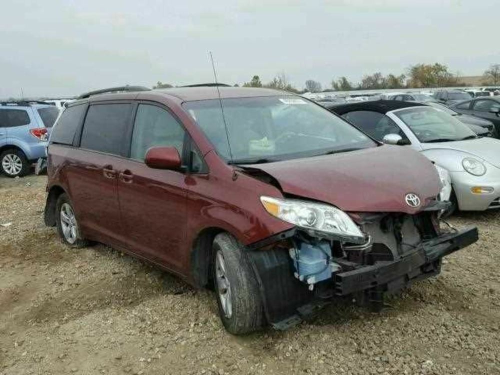 2011-2015 Toyota Sienna Rear Disc Brake Cylinder Driver 47850-0E021