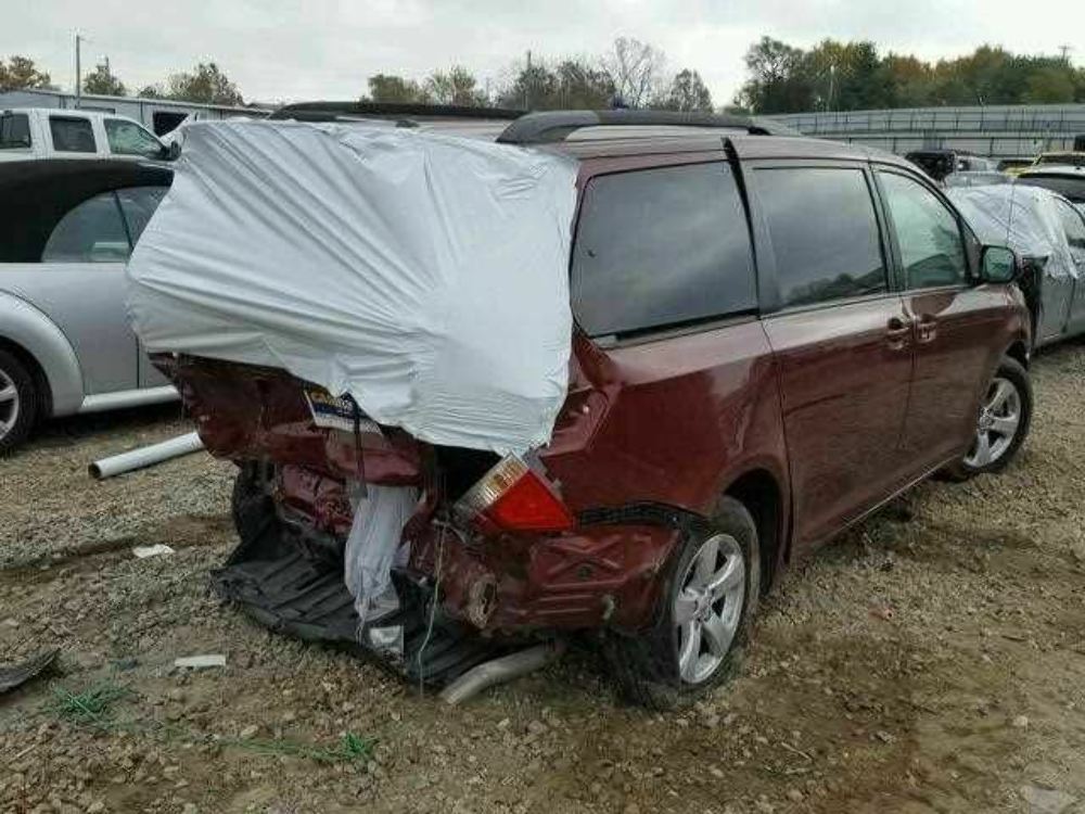 2011-2015 Toyota Sienna Rear Disc Brake Cylinder Driver 47850-0E021