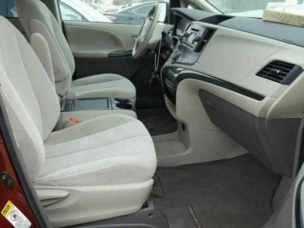 2011-2015 Toyota Sienna Rear Disc Brake Cylinder Driver 47850-0E021
