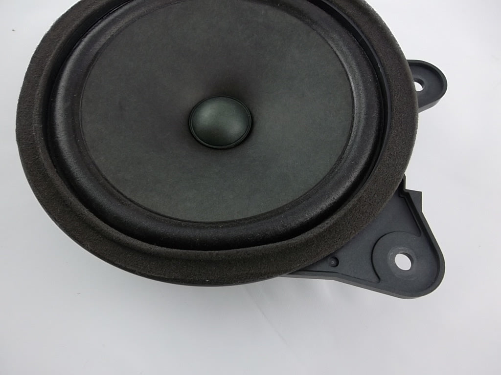 2011-2015 Toyota Sienna Radio Speaker Rear Passenger 86160-08180