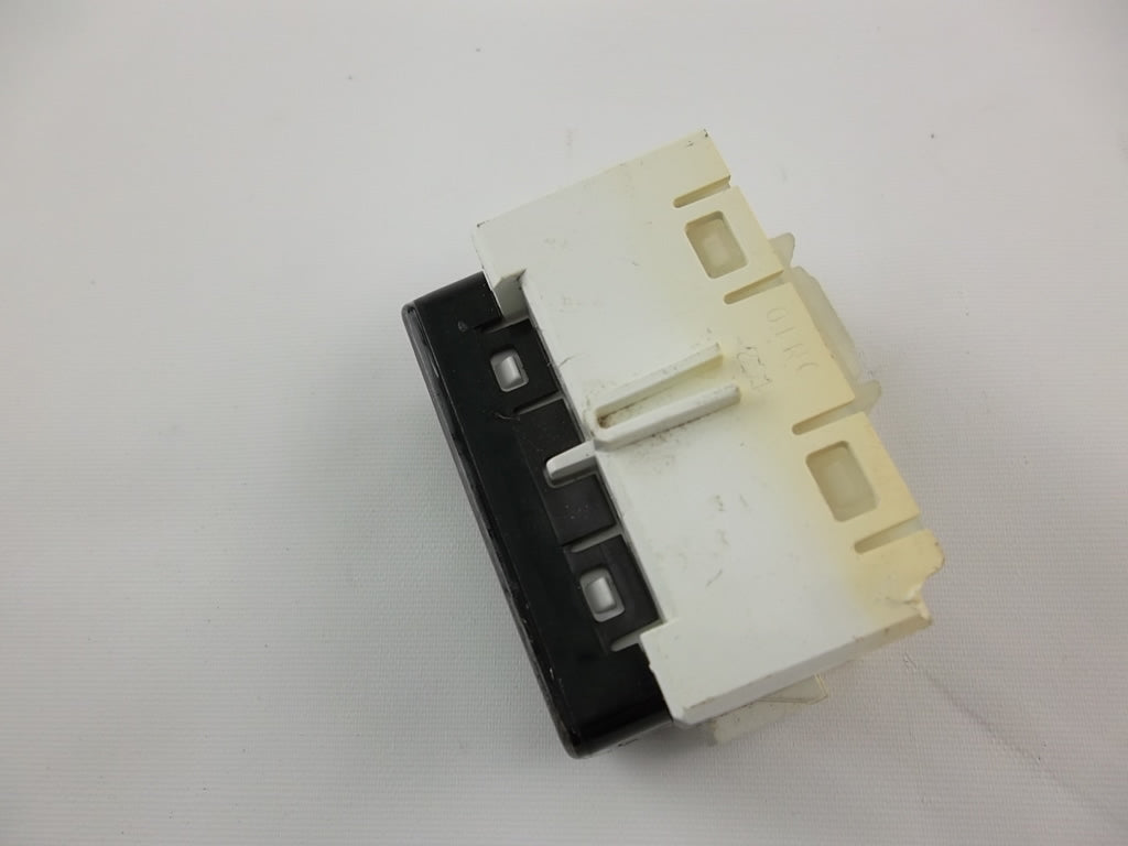 2011-2017 Toyota Sienna Passenger Light 83950-08010