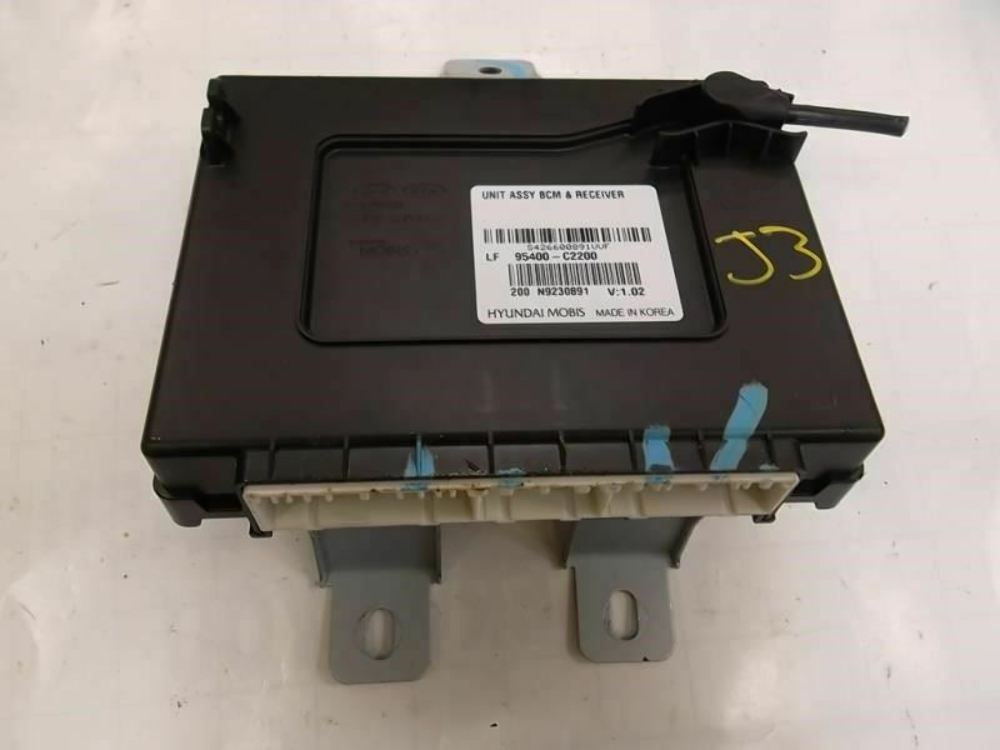 2015-2017 Hyundai Sonata Body Control Module And Receiver Unit 95400-C2200