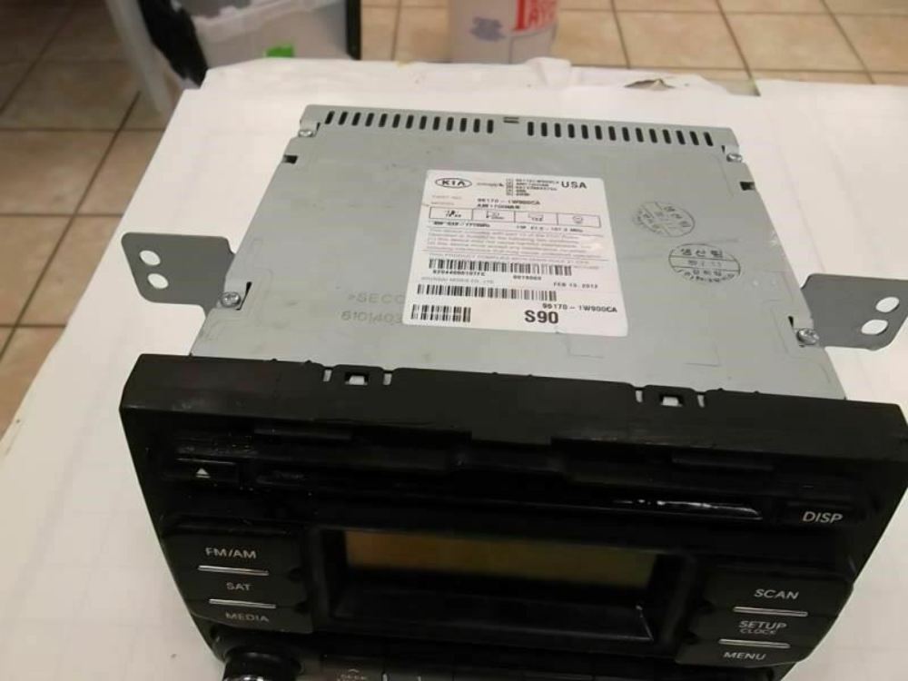 2012-2015 Kia Rio Radio Display Screen Receiver 96170-1W900