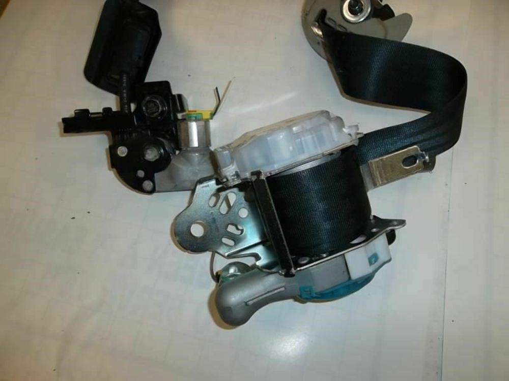 2012-2017 Kia Rio Seat Belt Bucket Seat Retractor Front Passenger 88880-1W500