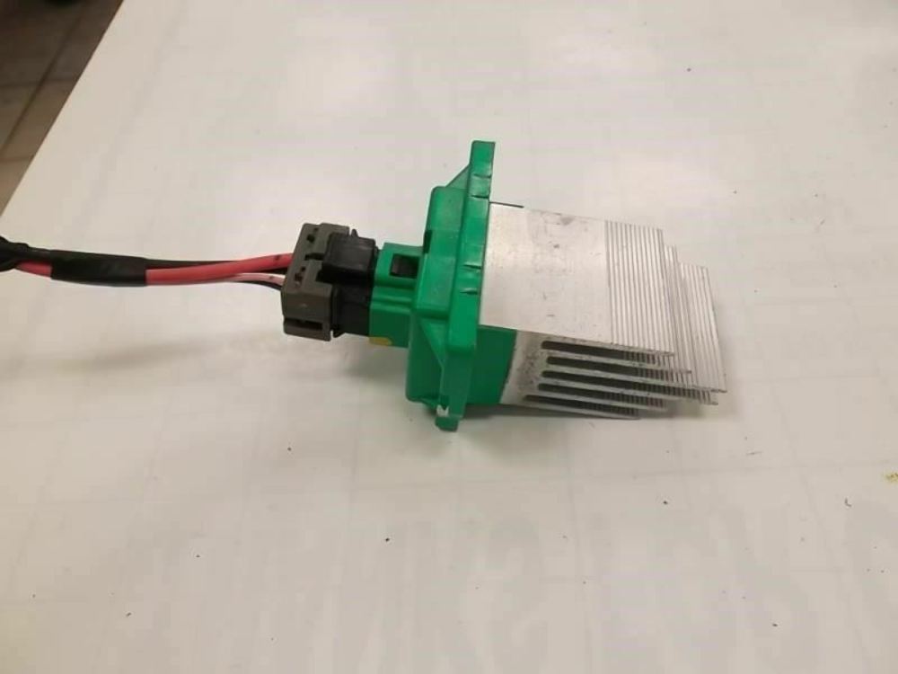 2009-2016 Hyundai Sonata Blower Motor Resistor 97235-3SAA0