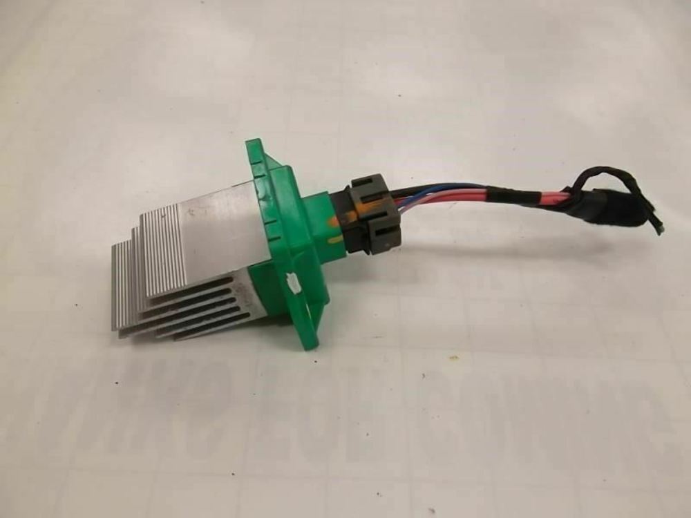 2009-2016 Hyundai Sonata Blower Motor Resistor 97235-3SAA0