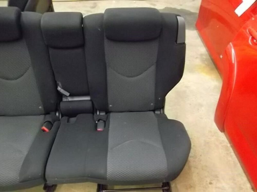 2006-2011 Toyota RAV4 Seat Rear 71076-42400
