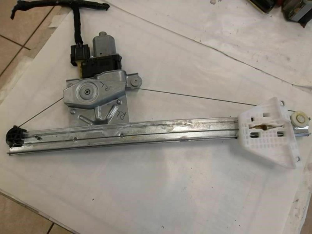 Driver Rear Window Regulator CJ5Z-7827001-B Fits 13-16 ESCAPE 33501