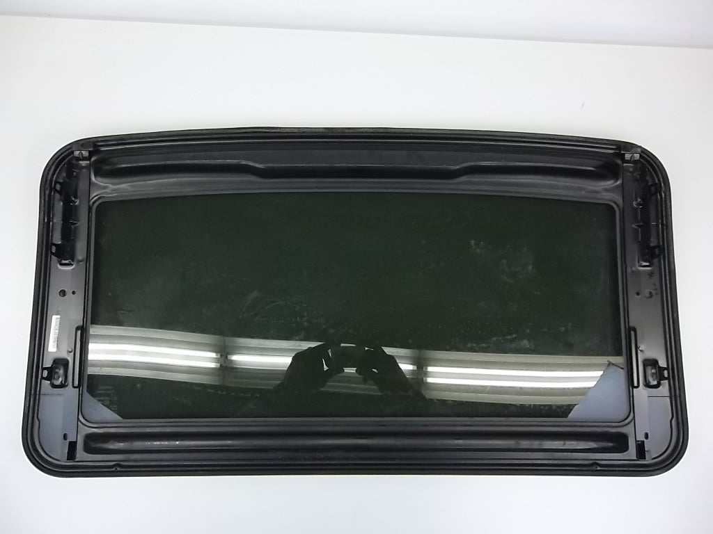 2011-2020 Toyota Sienna Sunroof Glass Front 63201-08021