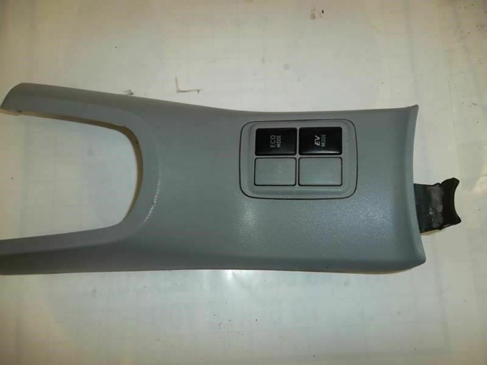 2012-2018 Toyota Prius C Shifter Trim Bezel 58821-52120