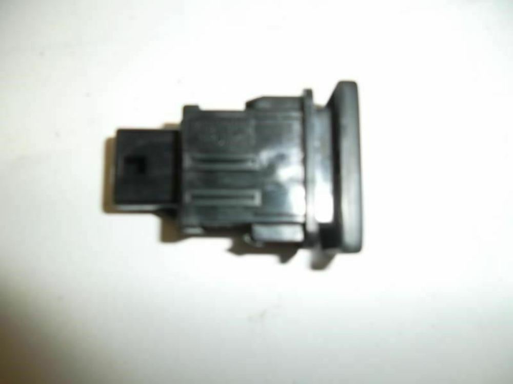 2008-2013  Toyota Highlander Outer Mirror Heater Switch 84871-0E020