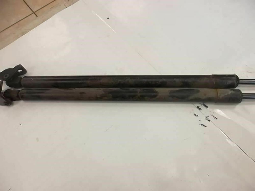 2007-2009 Acura MDX Trunk Liftgate Strut Set 74820-STX-A11