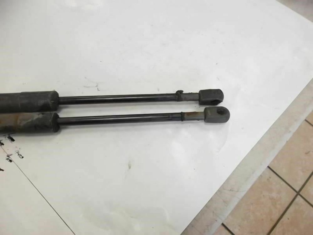 2007-2009 Acura MDX Trunk Liftgate Strut Set 74820-STX-A11