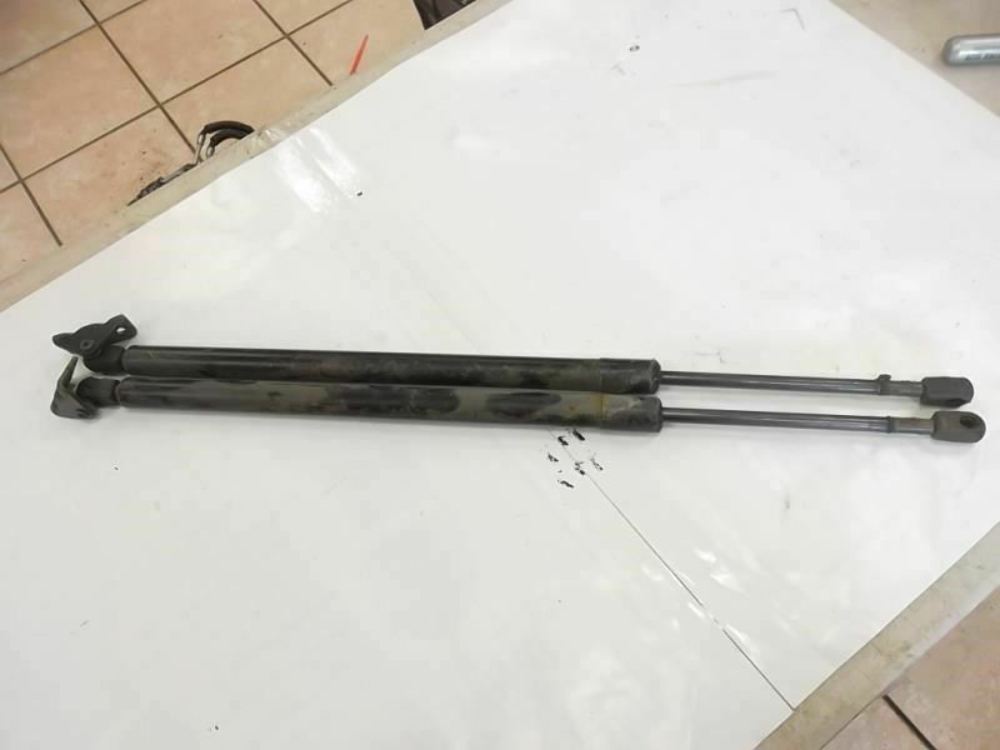 2007-2009 Acura MDX Trunk Liftgate Strut Set 74820-STX-A11