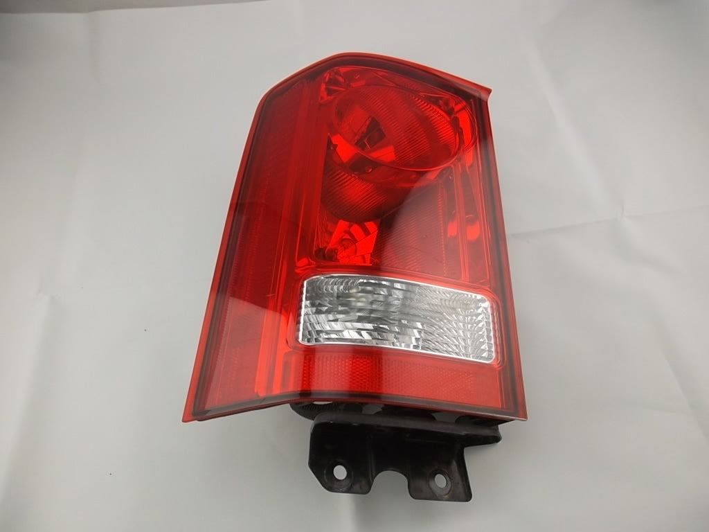 2009-2015 Honda Pilot Tail Light Driver 33550-SZA-A02