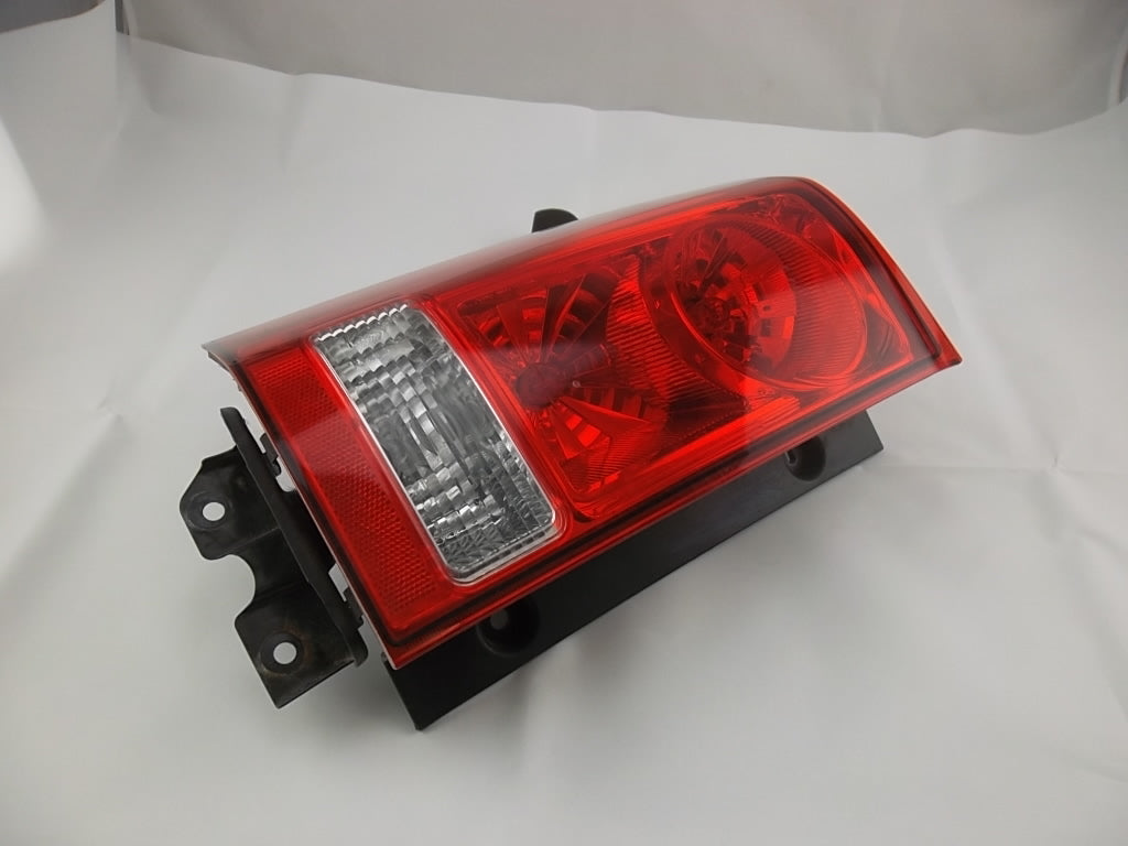 2009-2015 Honda Pilot Tail Light Driver 33550-SZA-A02