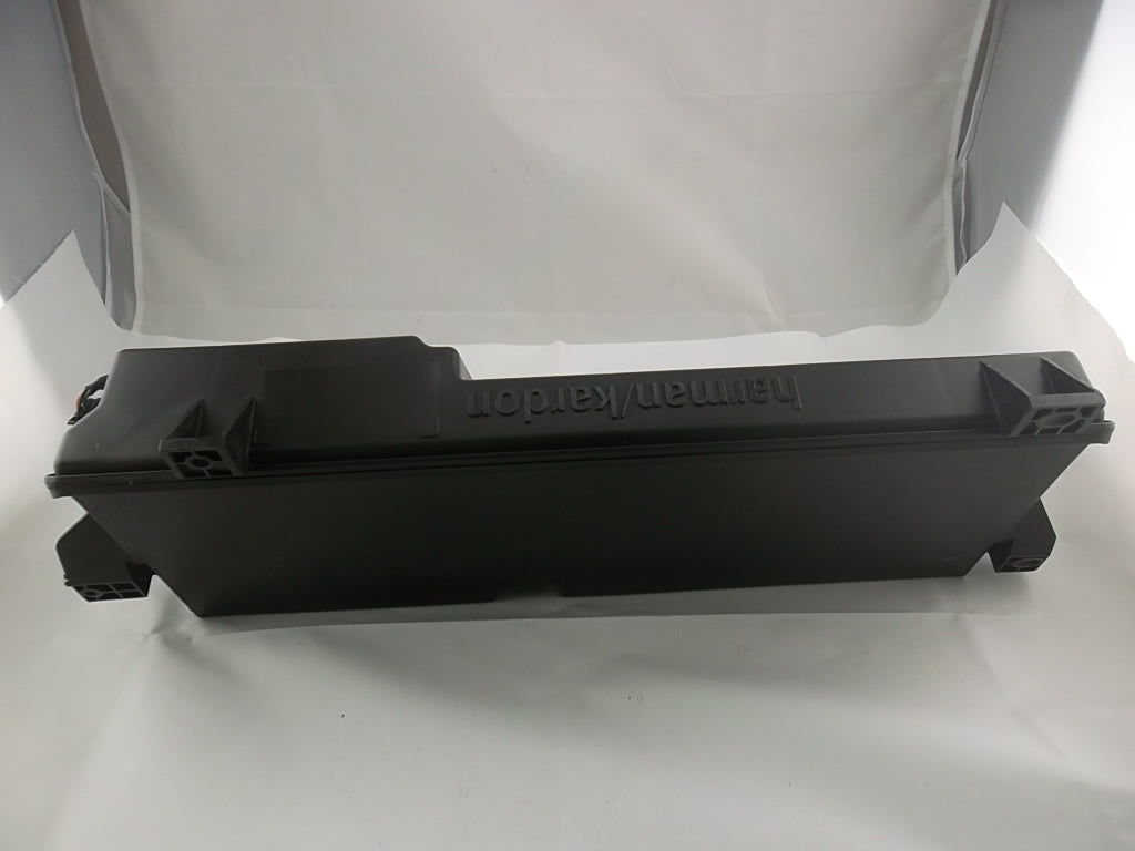 2006-2010 Mercedes Benz R350 Subwoofer 251-820-00-02