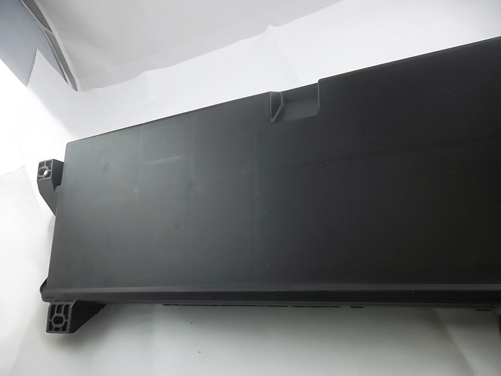2006-2010 Mercedes Benz R350 Subwoofer 251-820-00-02