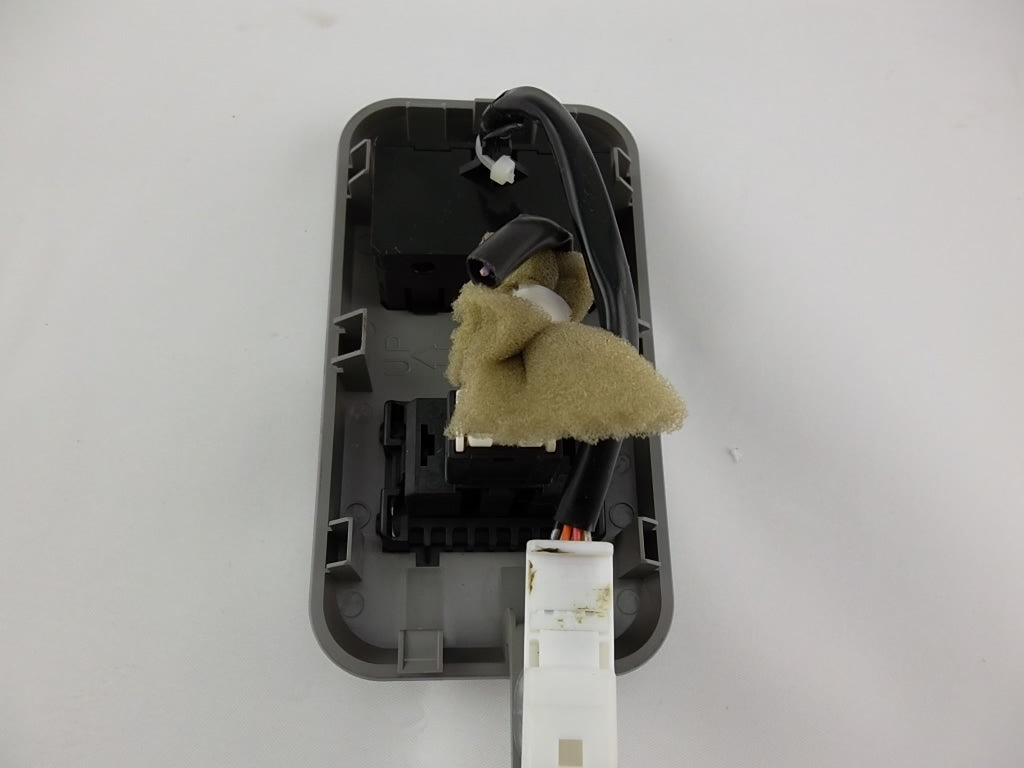 2008-2013 Toyota Highlander Power Outlet 120v Video Terminal Switch 86191-48040