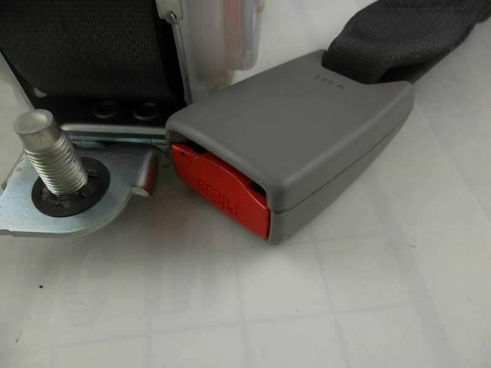 Rear Seat Belt Center 04823-T2F-A10 4dr Honda Accord 2017 2016 2015 2014 2013