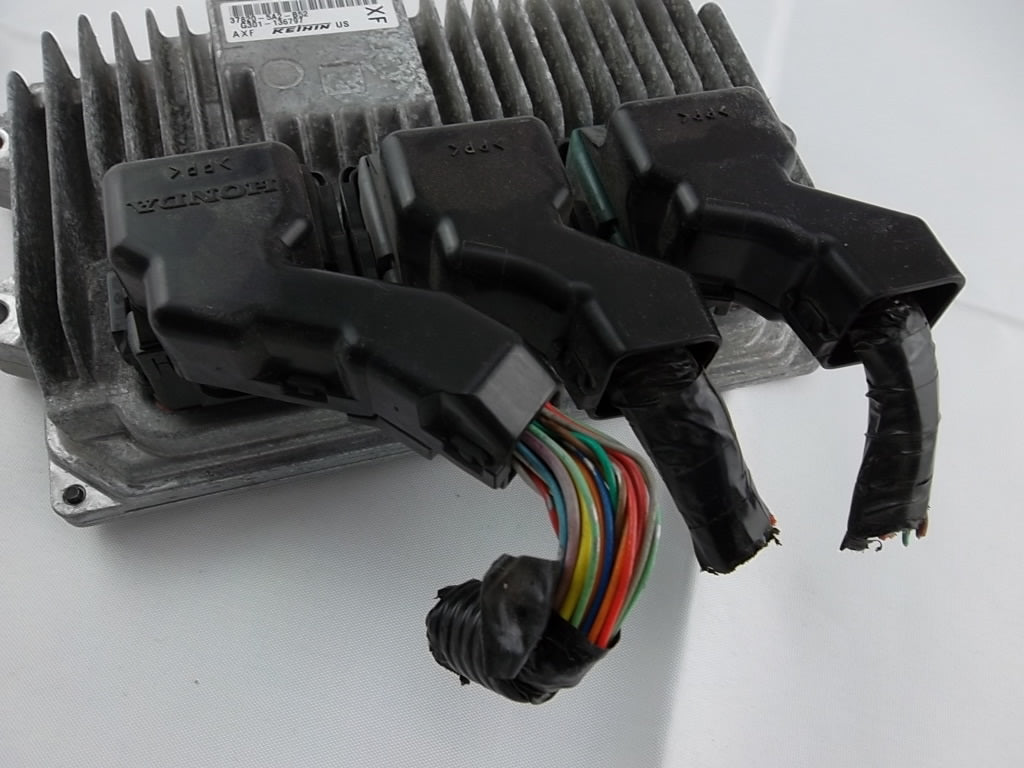 2013-2017 Honda Accord Engine Computer ECU ECM 2.4L 37820-5A2-B52