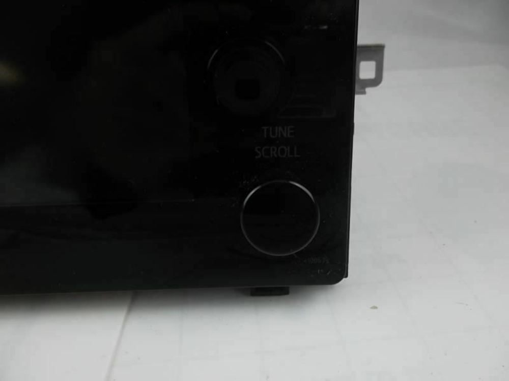 Radio CD Player Receiver 86140-02520 Toyota Corolla 2018 2017