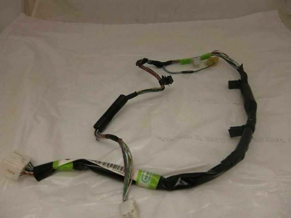 2002-2003 Toyota Sequoia Console box wire 82166-0C021