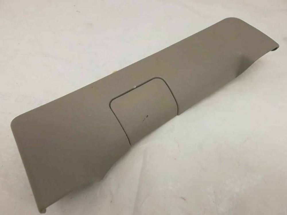 2002-2006 Toyota Sequoia Side cover trim 62421-0C010 Passenger