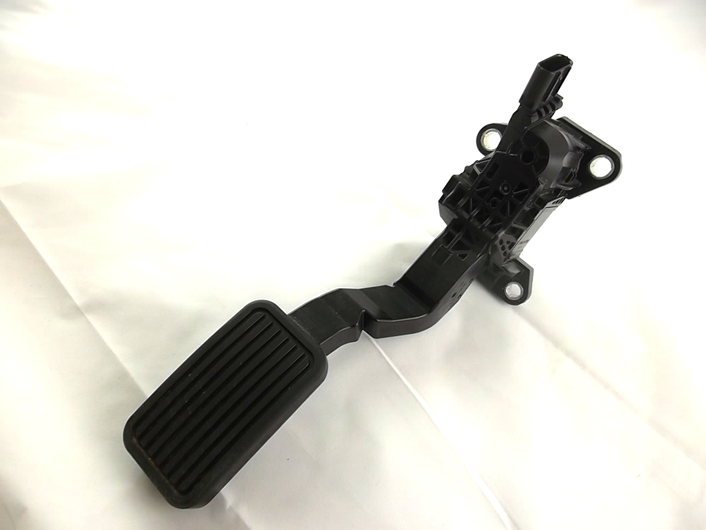 Gas Accelerator Pedal 17800-T2A-A01 Honda Accord 2017 2016 2015 2014 2013