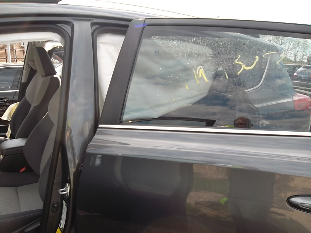 Rear Door Driver 1G3 67004-0R090 Toyota RAV4 2018 2017 2016 2015 2014