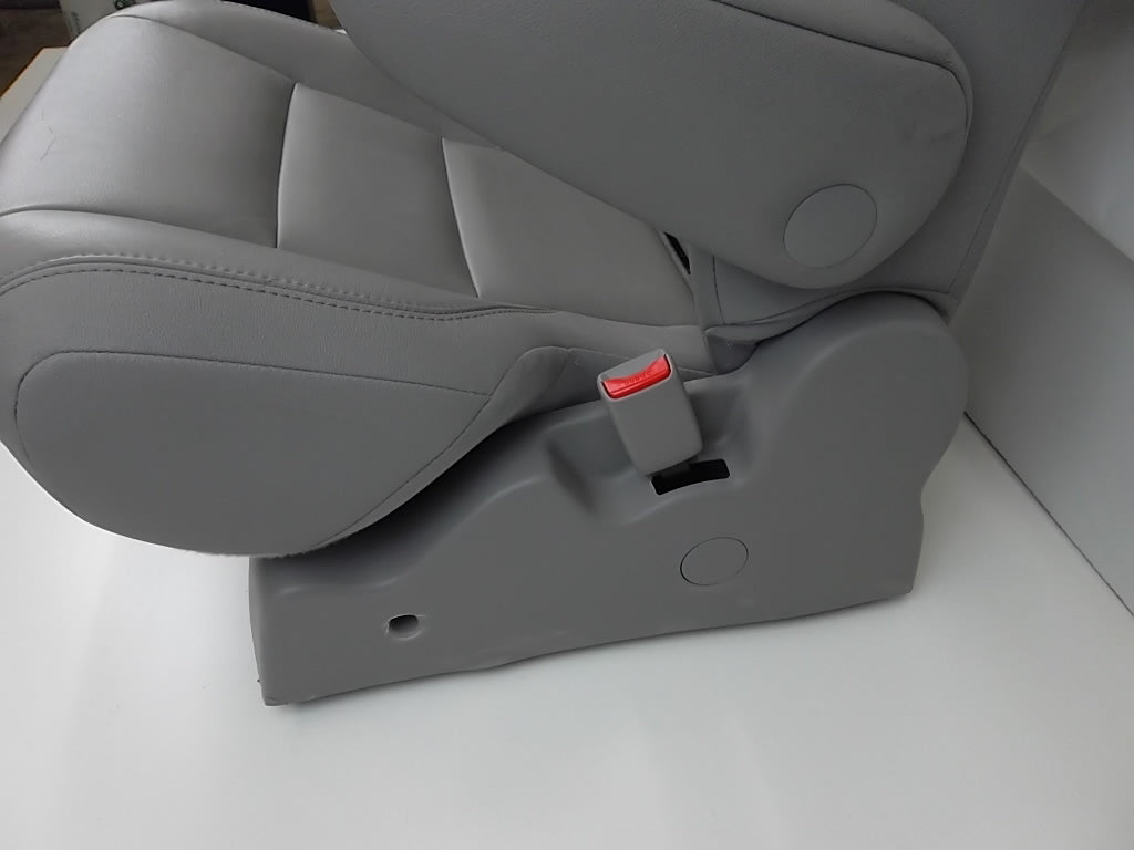 2015-2020 Toyota Sienna Rear Seat 2nd Row Leather Passenger