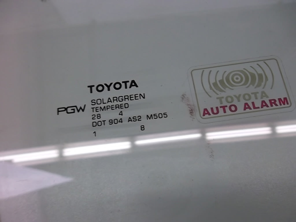 2011-2020 Toyota Sienna Window Door Glass Front Passenger 68101-08051