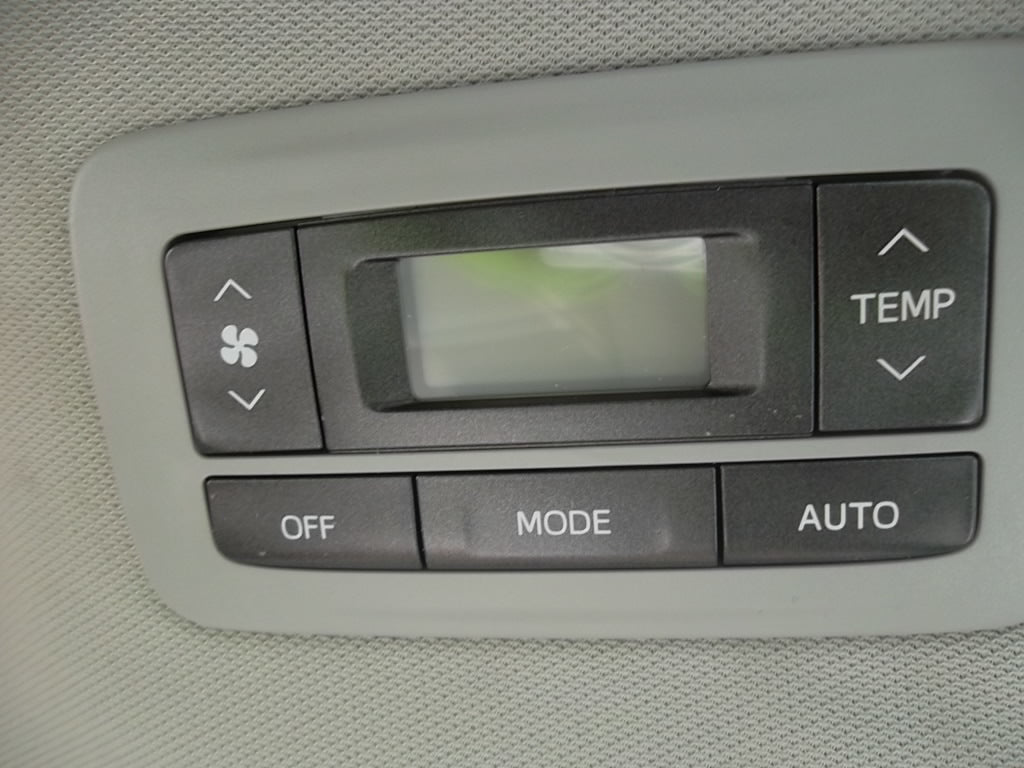 2014-2019 Toyota Sienna Heater AC Temperature Climate Control Rear 55900-08190
