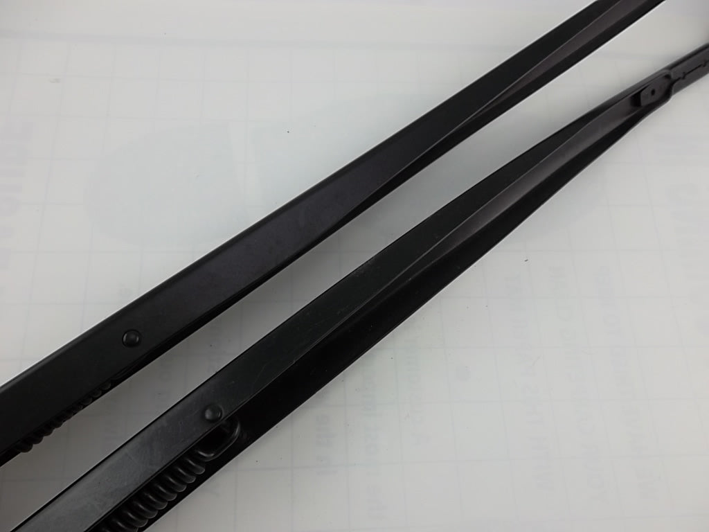 2011-2020 Toyota Sienna Windshield Wiper Arm Set 85221-08030